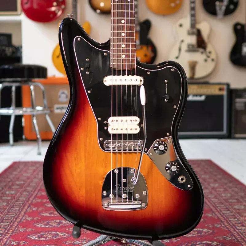 2018 Fender Player Jaguar – 3 Colour Sunburst – Preowned