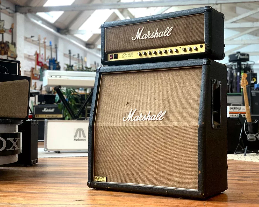 ’86 Marshall JCM 800 Model 2210 w/ 4×12